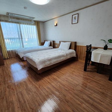Jungmun Haesung Parktel Vila Seogwipo Exterior foto