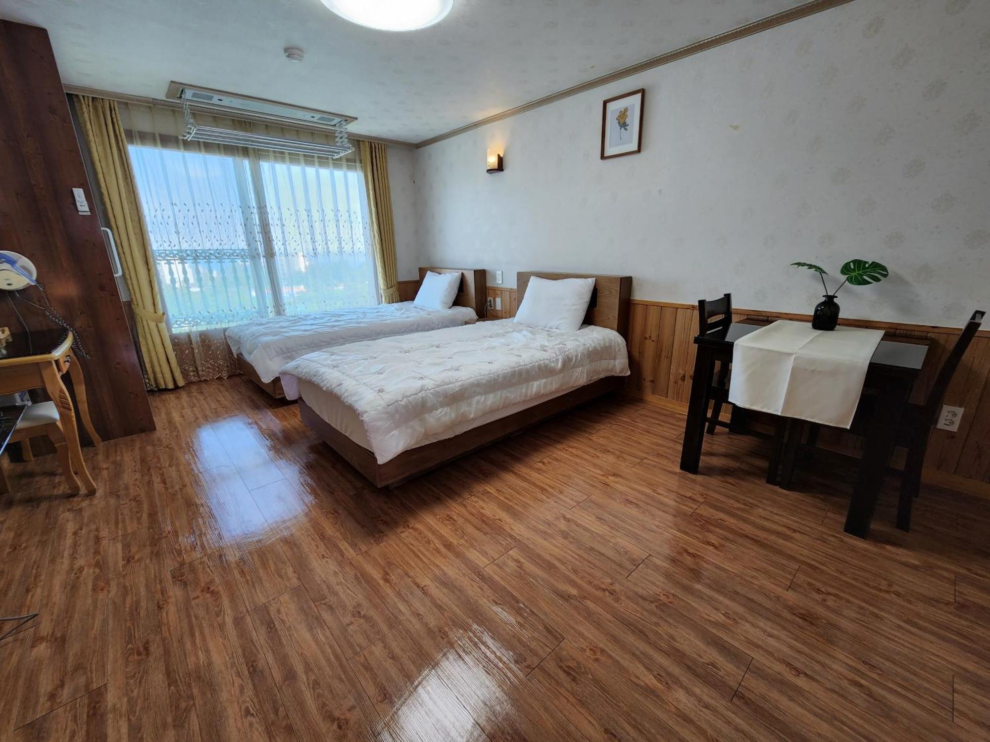 Jungmun Haesung Parktel Vila Seogwipo Exterior foto